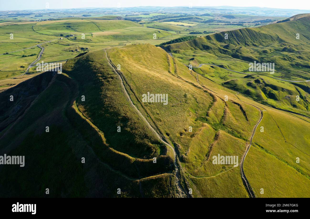 MAM Tor prähistorische späte Bronzezeit frühe Eisenzeit Univallate Hill Fort Derbyshire, England. Aerial Looking S.W. zeigt einige von über 100 Wohnplattformen Stockfoto