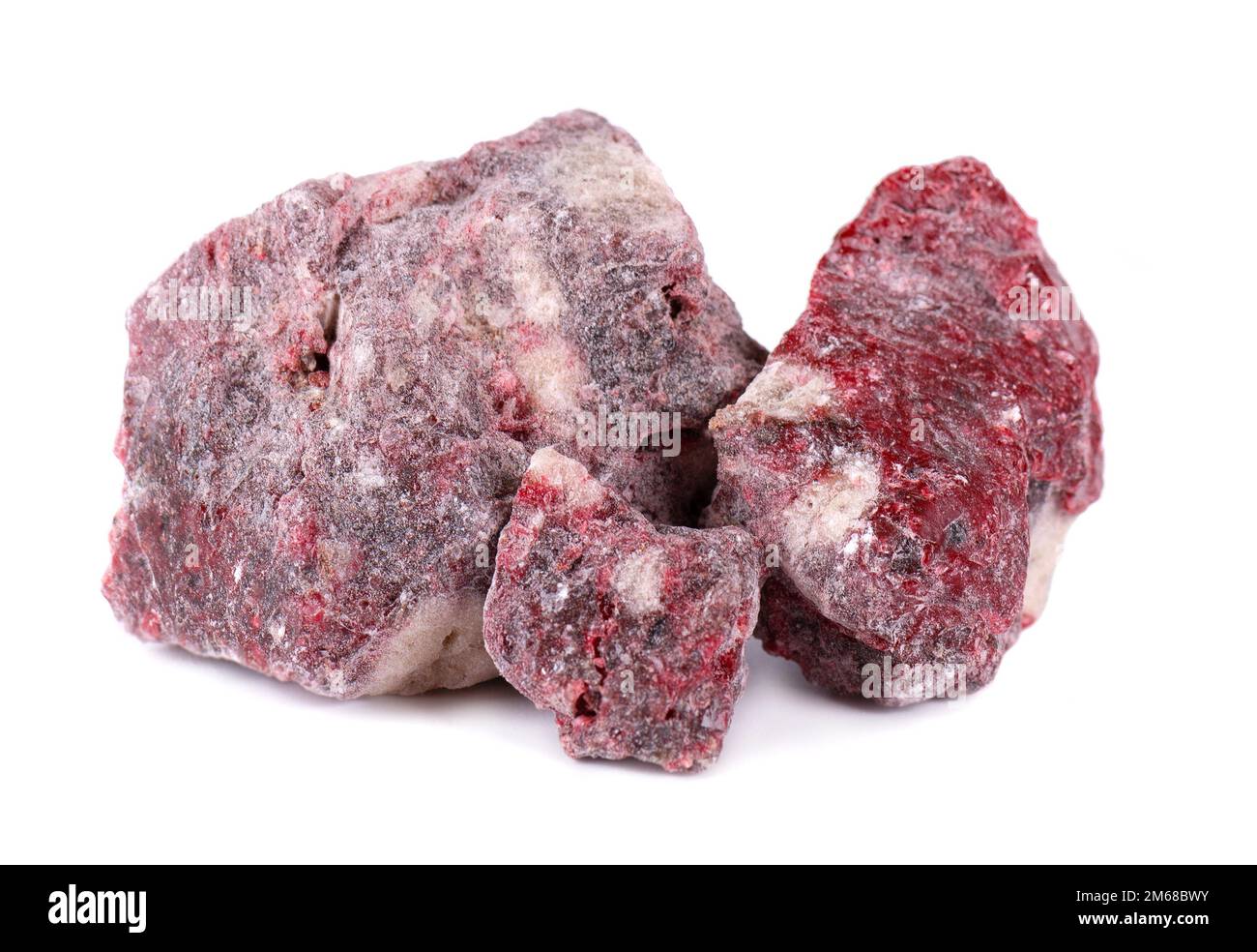 Benzoin-Siam-Resinoid isoliert auf weißem Hintergrund. Mischung aus Benzoin und Dammar-Harz. Tropische Harze Stockfoto