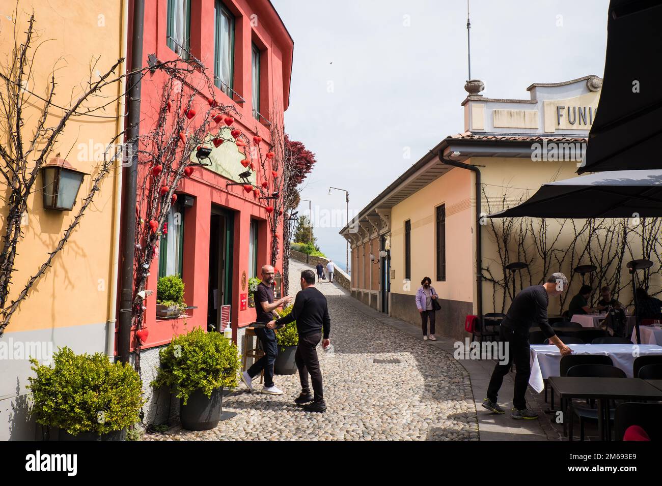 Bergamo, Italien - 4. Mai 2022: Ristorante Baretto di San Vigilio in Bergamo Alta. Stockfoto