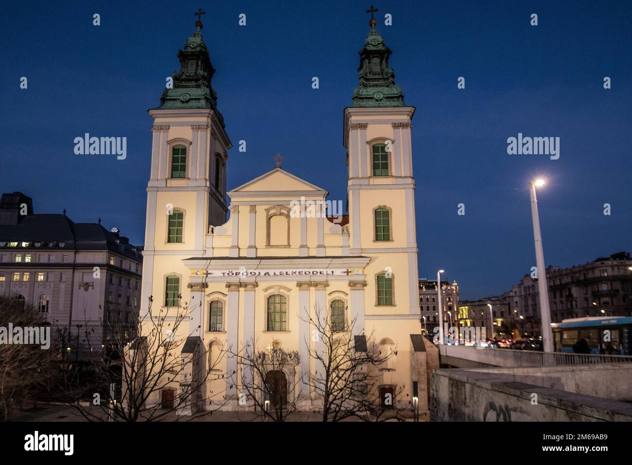 Budapest : die Hauptgemeindekirche der Himmelfahrt. Ungarn Stockfoto