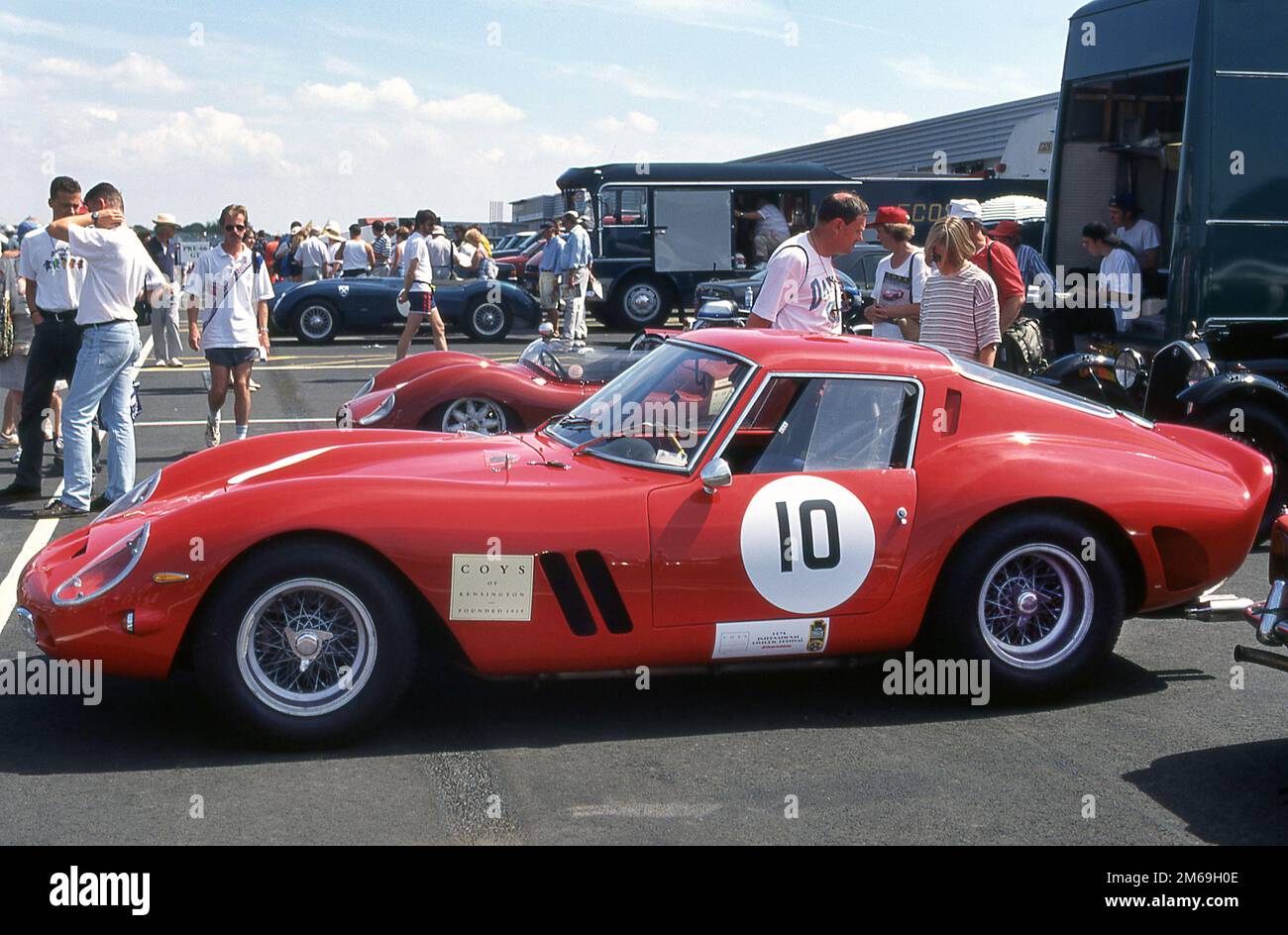 1962 Ferrari 250 GTO in der Koppel beim Coys Historic Festival bei den klassischen Autorennen in Silverstone am 1995. Juli Stockfoto