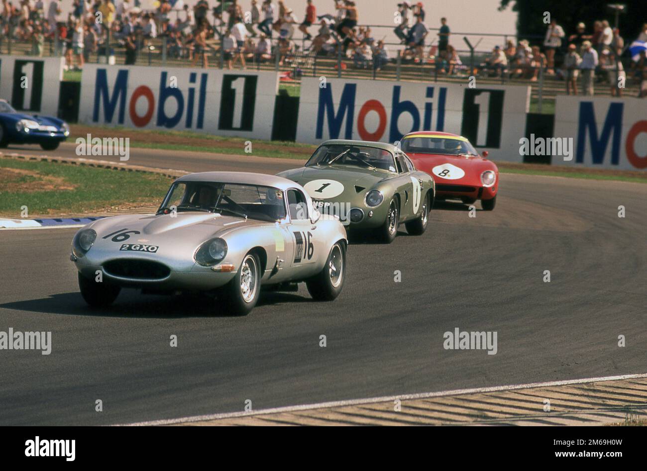 1963 Jaguar E Type Leichtgewicht beim Coys Historic Festival bei den klassischen Autorennen in Silverstone im Juli 1995 Stockfoto