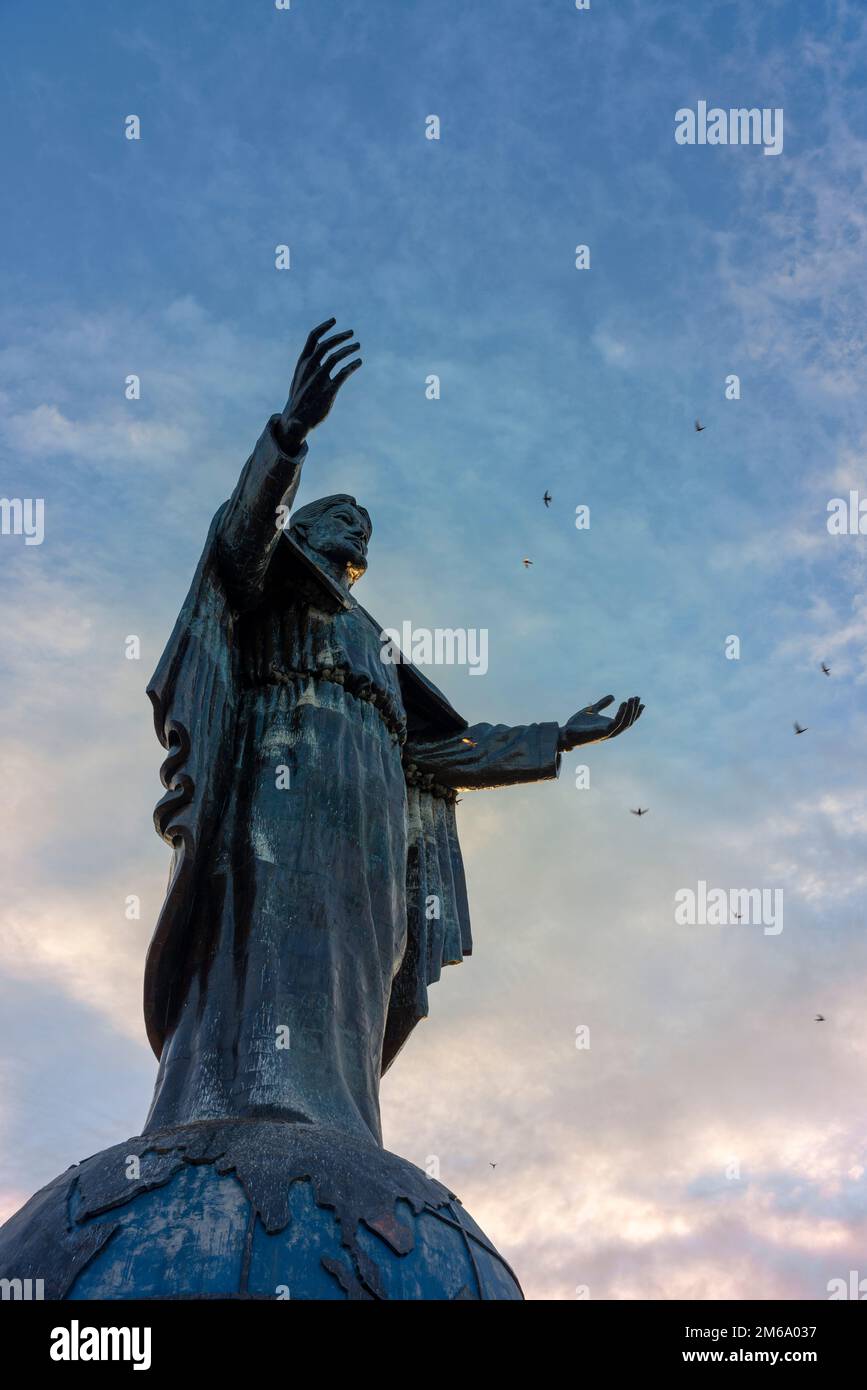 Statue von Jesus Christus bei Dili, ein Geschenk der indonesischen Regierung, um die Menschen in Osttimor während ihrer Besetzung zu besänftigen. Stockfoto