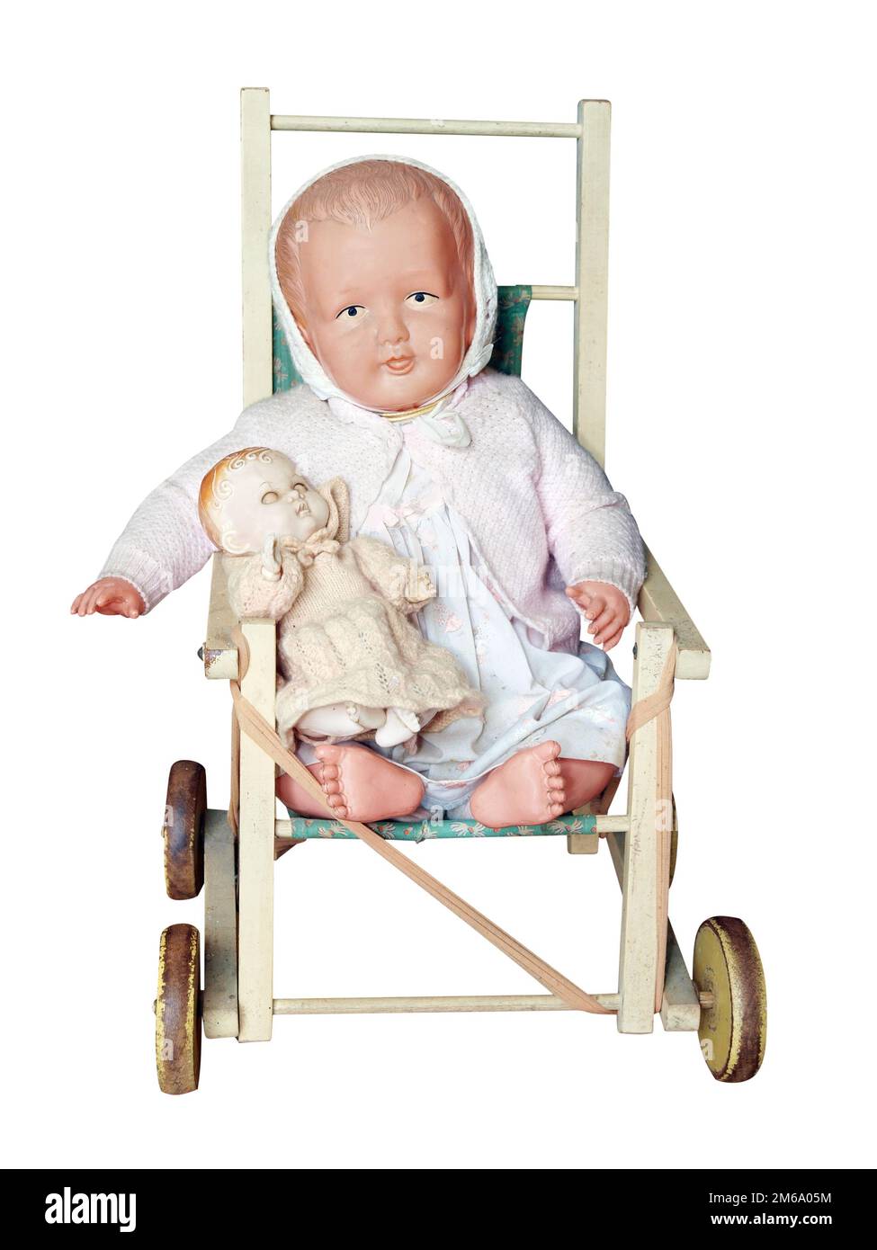 Antiker Puppenwagen mit zwei Puppen Stockfotografie - Alamy