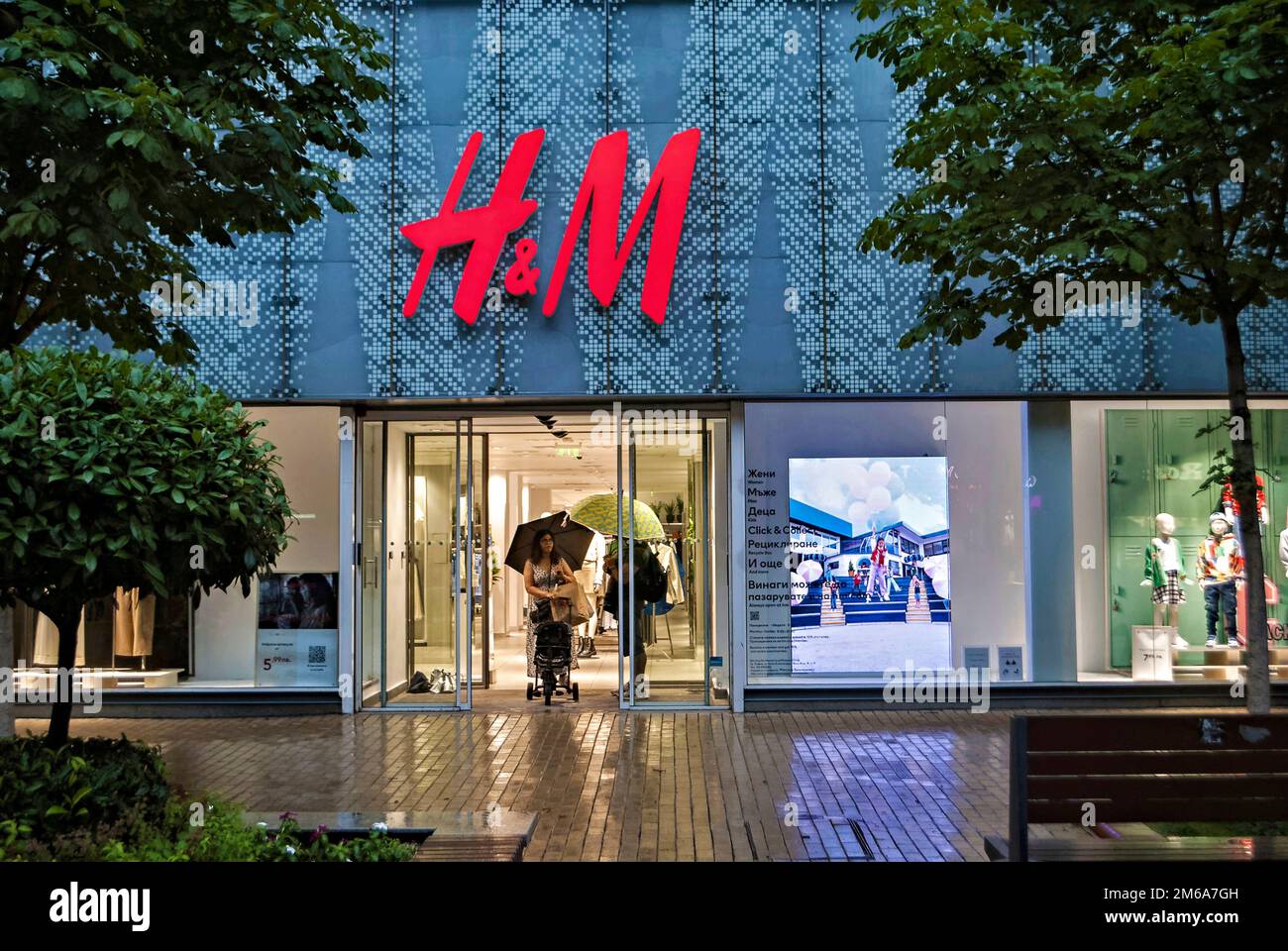 H&M Shop in der Vitosha Straße;Sofia Bulgarien;Europa, Stockfoto