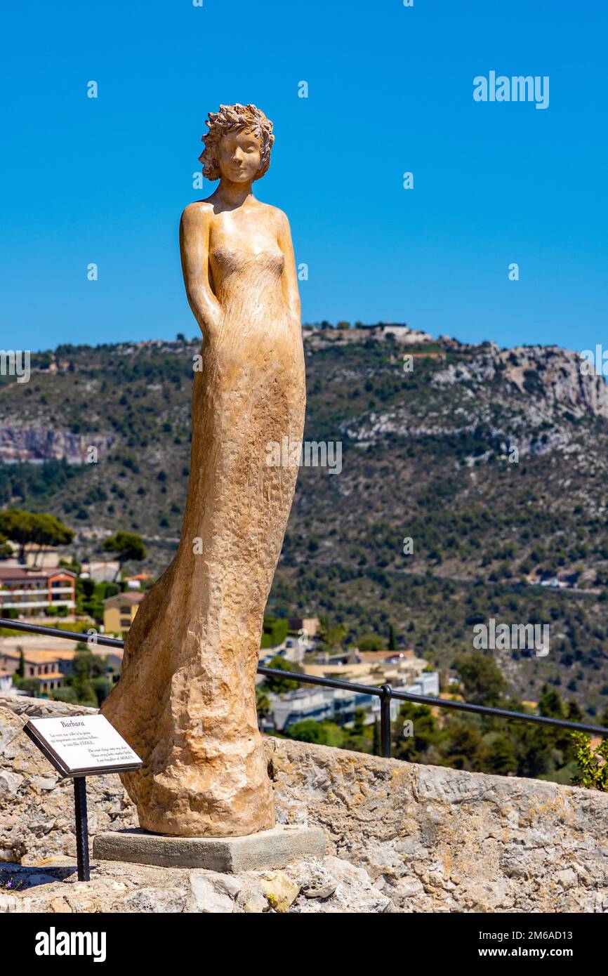 Eze, Frankreich 1. August 2022 Skulptur der Göttin Barbara von Jean
