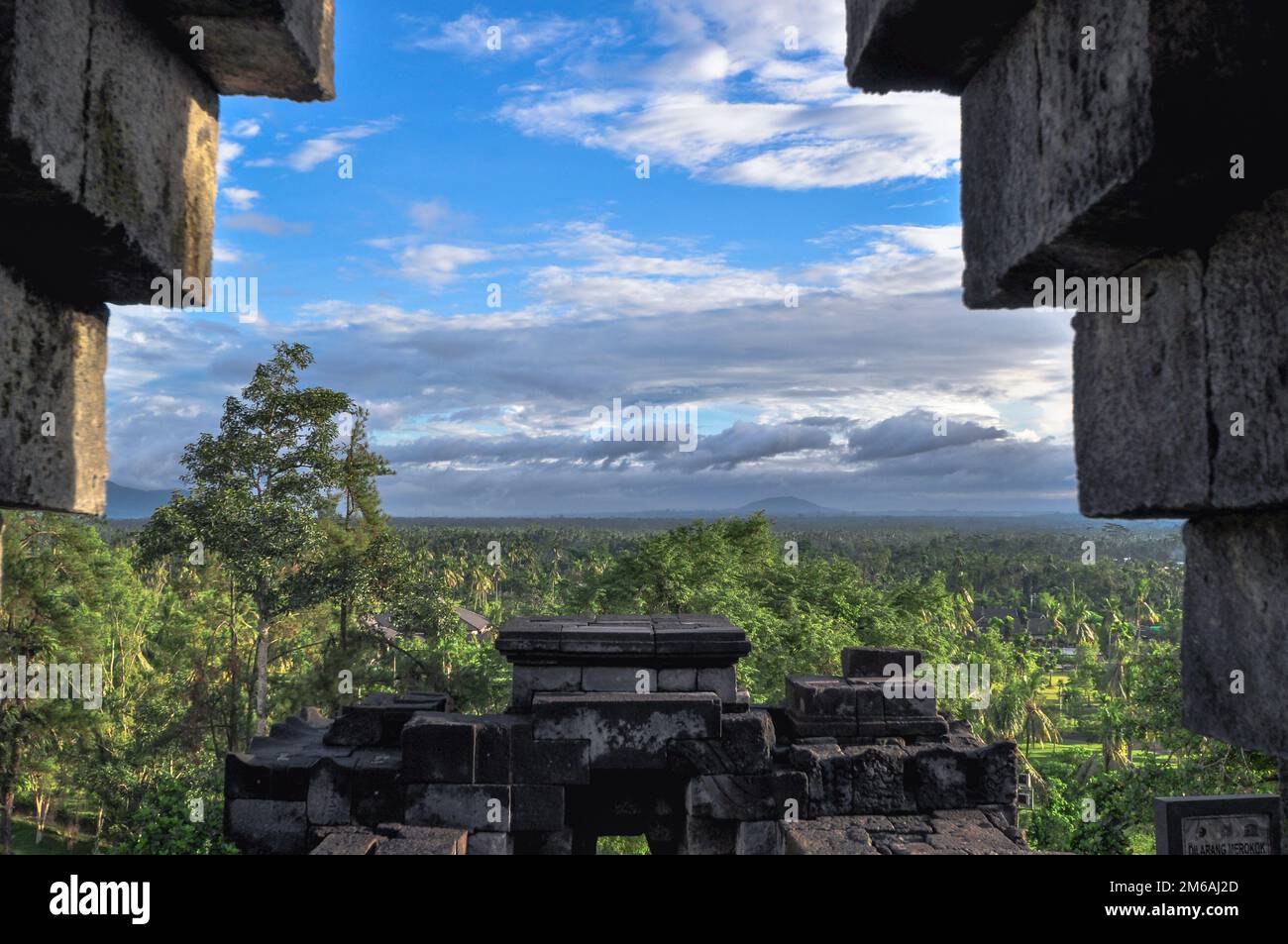 Buddistischer Dschungel-Tempel Borobudur-Komplex in Yogjakarta in Java Stockfoto