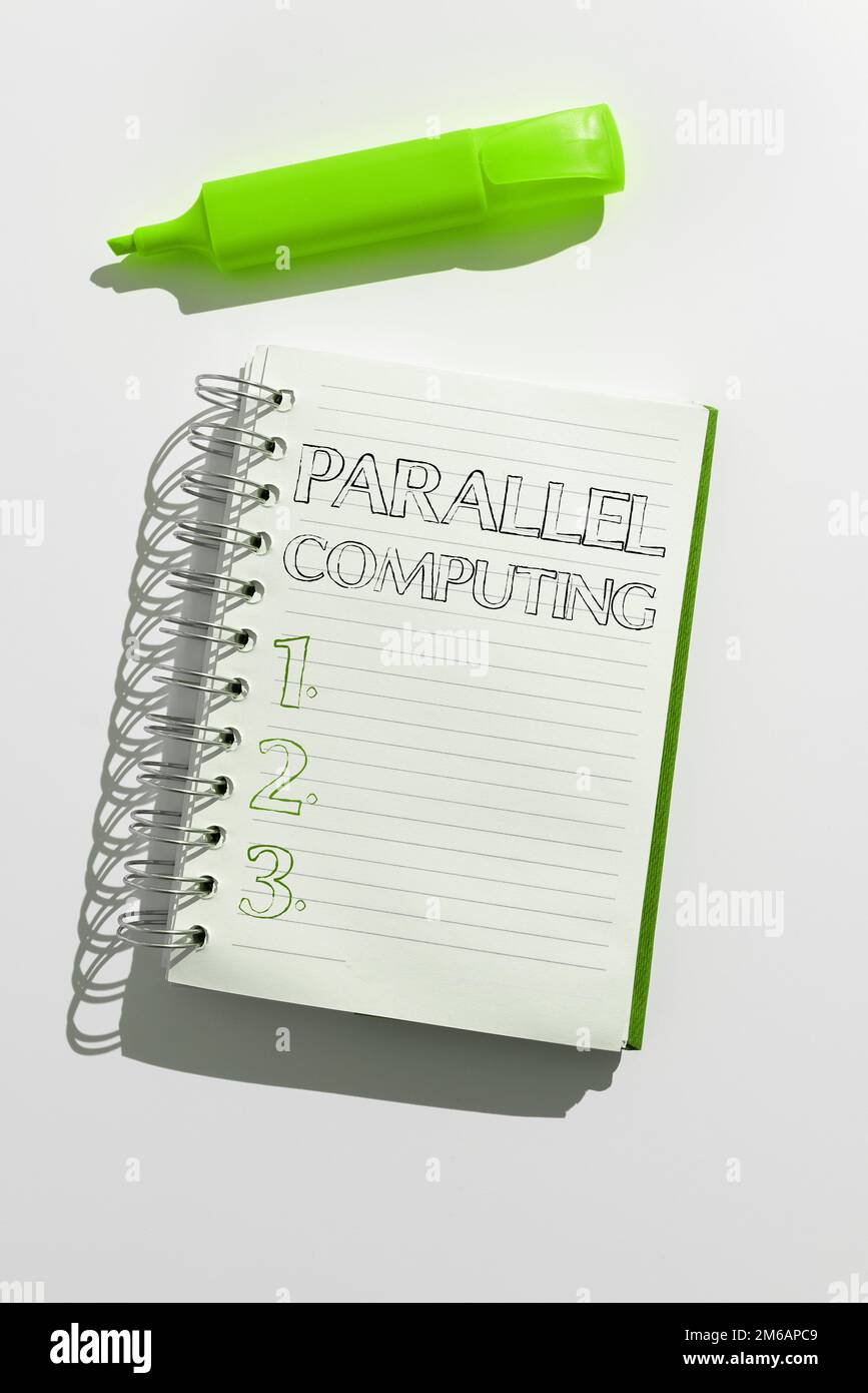 Schild mit Anzeige von Parallel Computing. Internetkonzept simultane Berechnung mittels Software und Hardware Stockfoto