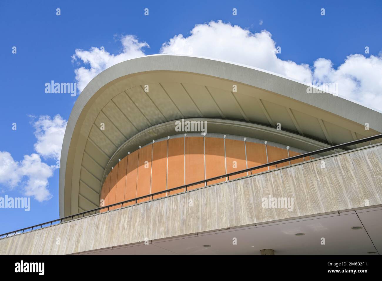 Haus der Kulturen der Welt, John-Foster-Dulles-Allee, Tiergarten, Berlin, Deutschland Stockfoto Haus der Kulturen der Welt, John-Foster-Dulles-Allee, Tiergarten, Berlin, Deutschland Stockfoto