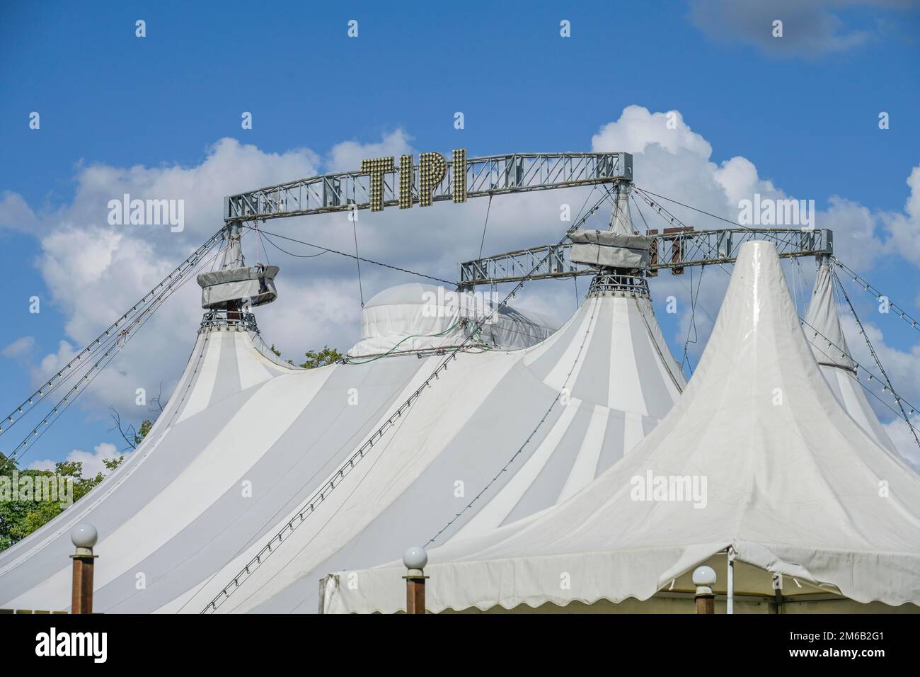 Wunderschne Tipi Am Kanzleramt Programm Fotos