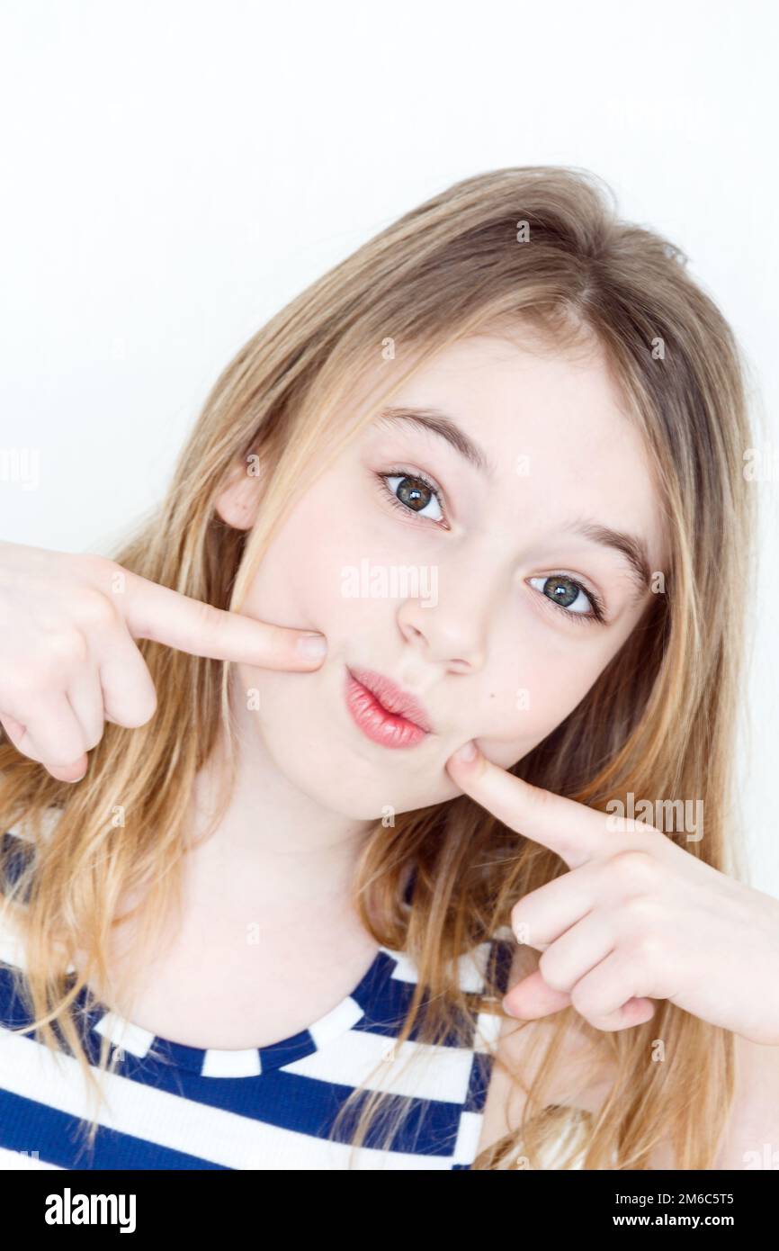 Porträt von dem Mädchen, das elf Jahre alt ist Stockfoto