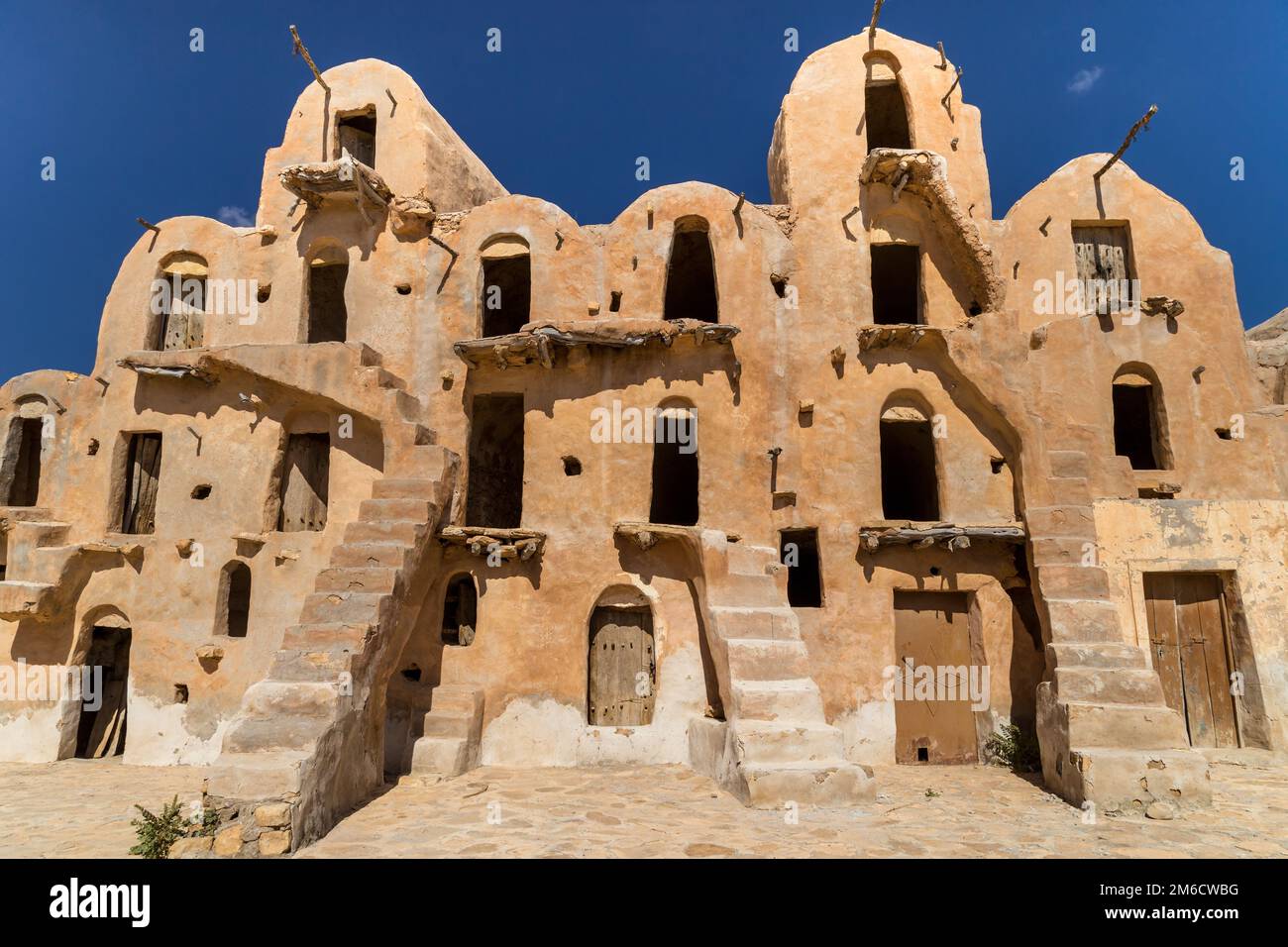 Kornspeicher eines Berberdorfs, auch bekannt als Sksar. Ksar Ouled Soltane, Tunesien Stockfoto