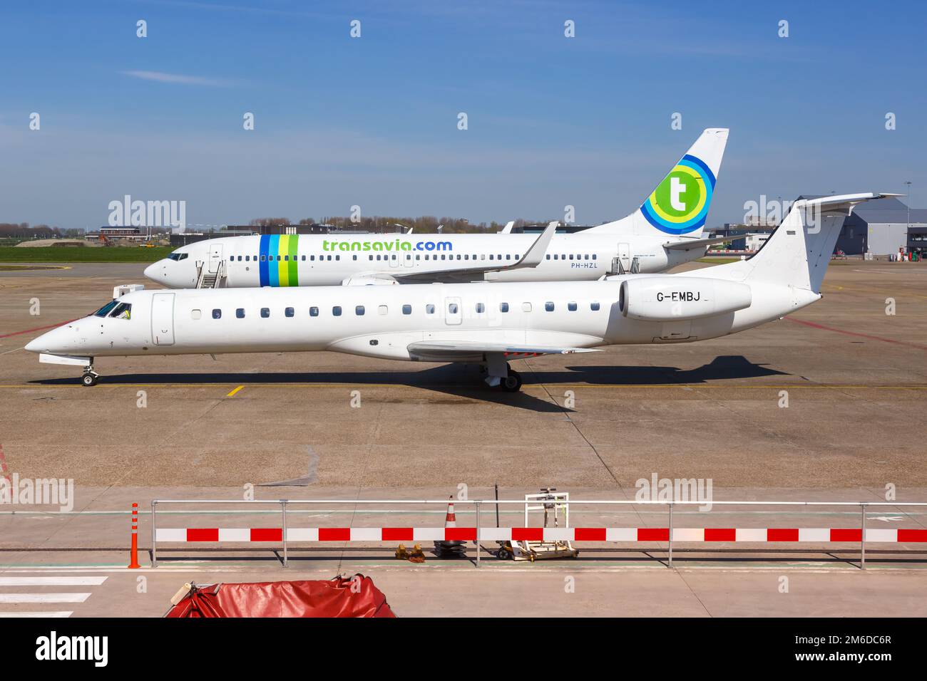 BMI Regional Embraer 145 Flugzeug Rotterdam Den Haag Flughafen Stockfoto