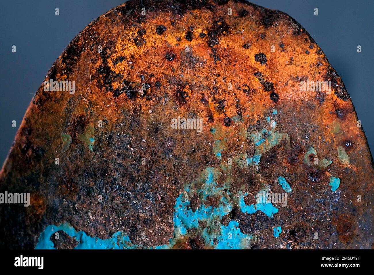 Rost auf einer Gartenschaufel Stockfoto