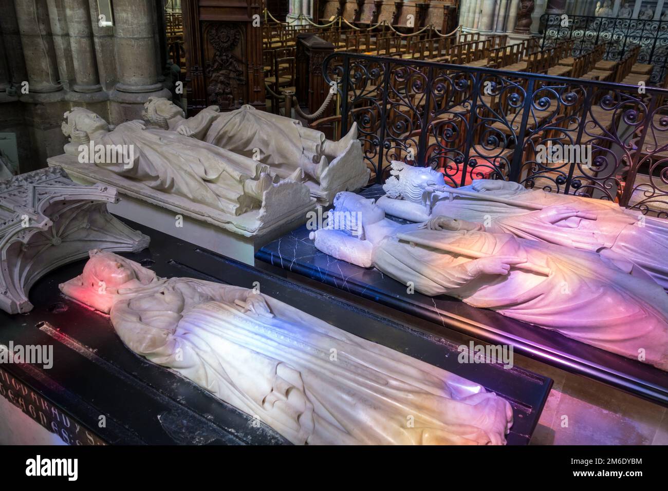 Gräber der Könige von Frankreich in der Basilika Saint-Denis, Paris Stockfoto