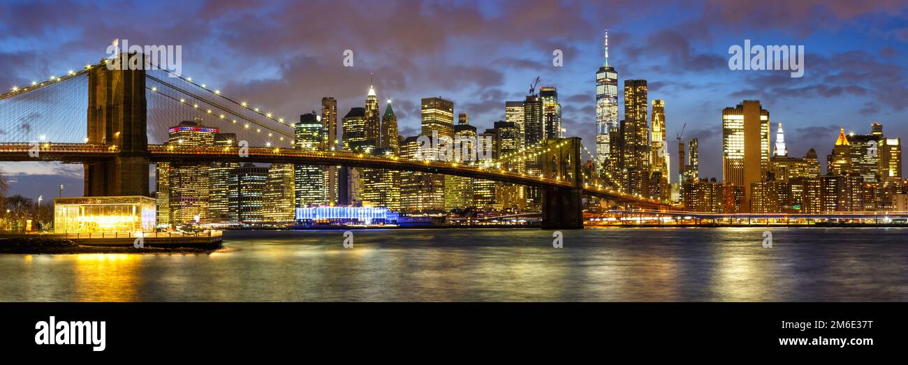 New York City Skyline Nacht Manhattan Stadt Panorama Brooklyn Bridge World Trade Center Stockfoto