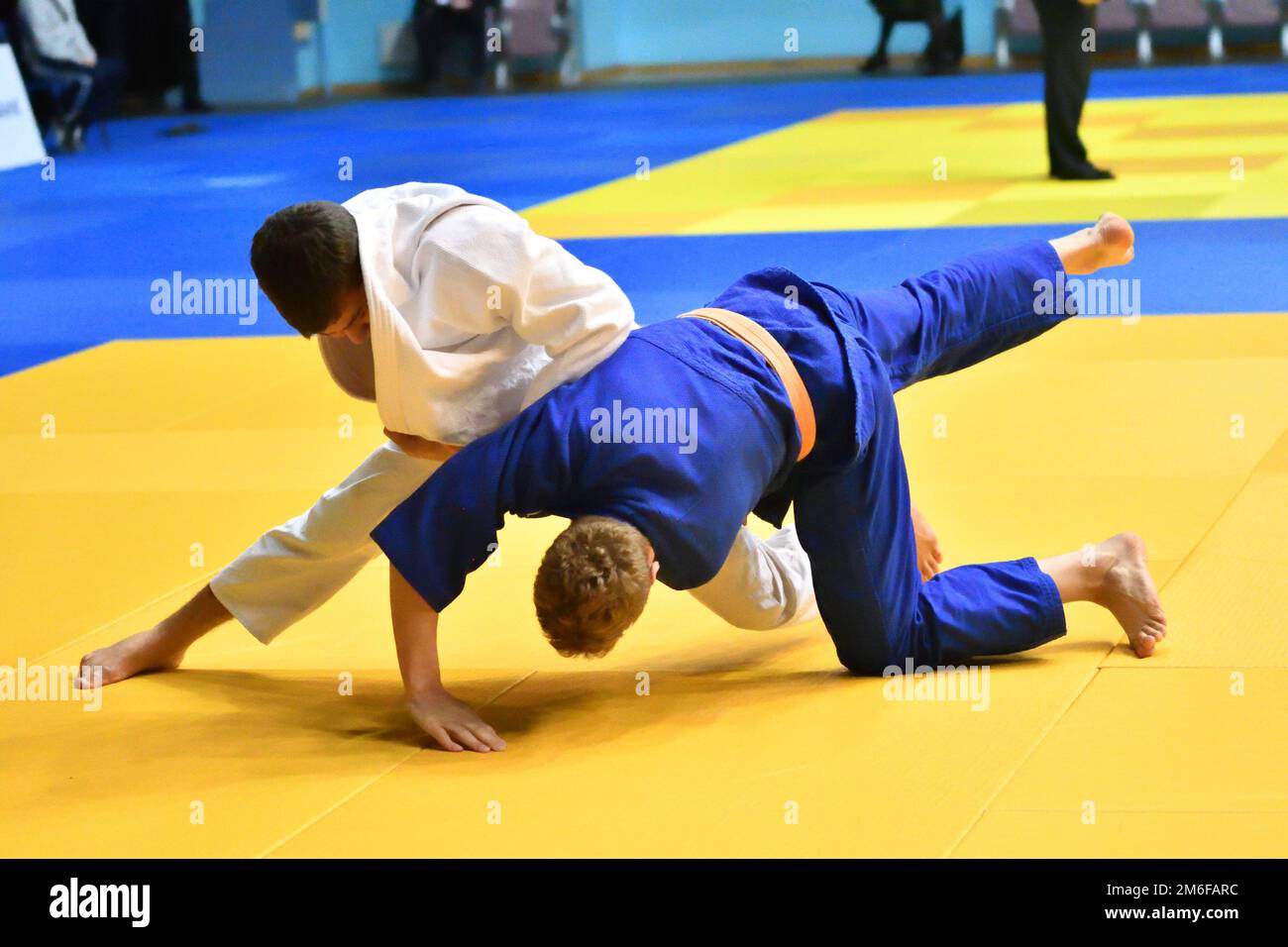 Orenburg, Russland - 21. Oktober 2017: Jungs treten in Judo beim allrussischen Judo-Turnier unter Bo an Stockfoto