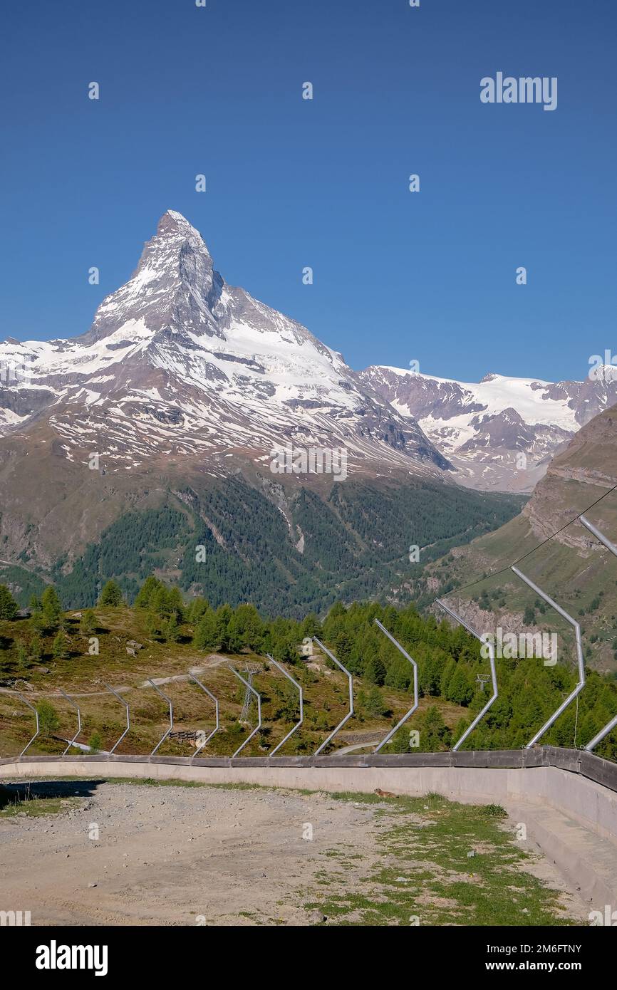Berg In Den Ital. Alpen 8 Buchstaben Panoramablick von Sunnegga - der mächtige und wunderschöne Matterhorn
