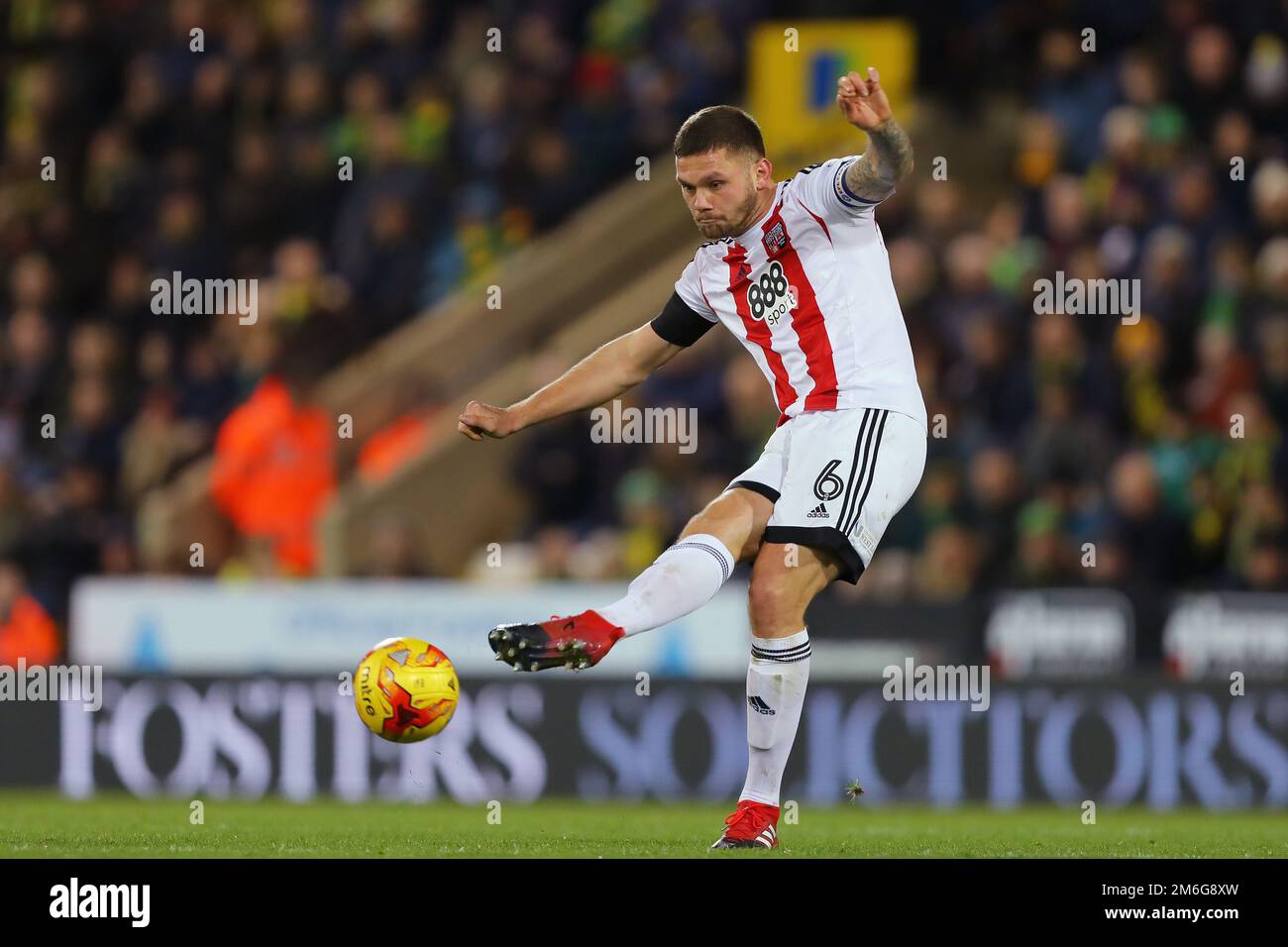 Harlee Dean of Brentford - Norwich City gegen Brentford, Sky Bet Championship, Carrow Road, Norwich - 3. Dezember 2016. Stockfoto