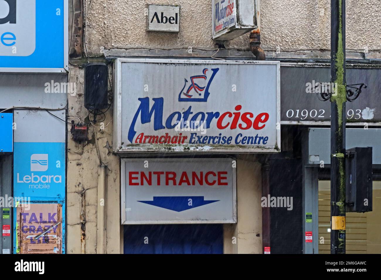 Motorcise,Armstuhl Übungszentrum Eingang, Health Club, 26 Cleveland Street, Wolverhampton, West Midlands, ENGLAND, GROSSBRITANNIEN, WV1 3HT Stockfoto