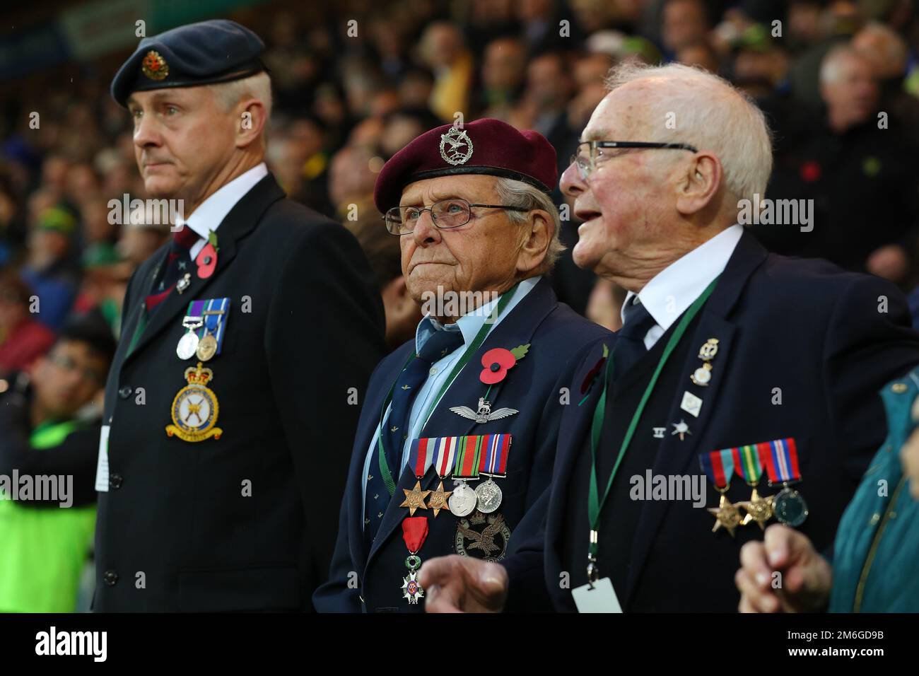 Die Helden der Norwich City Community schauen sich vor dem Spiel an - Norwich City gegen Leeds United, Sky Bet Championship, Carrow Road, Norwich - 5. November 2016. Stockfoto