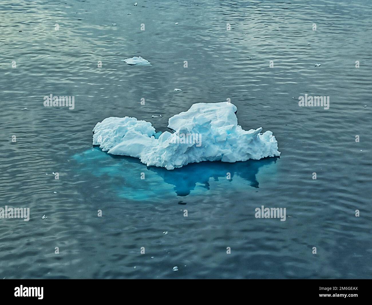 antarktis, antarktis, antarktis Landschaft, Natur, eisgefüllte Berge, eisige Berge, Klimawandel, antaktische Halbinsel, Eisberge Stockfoto