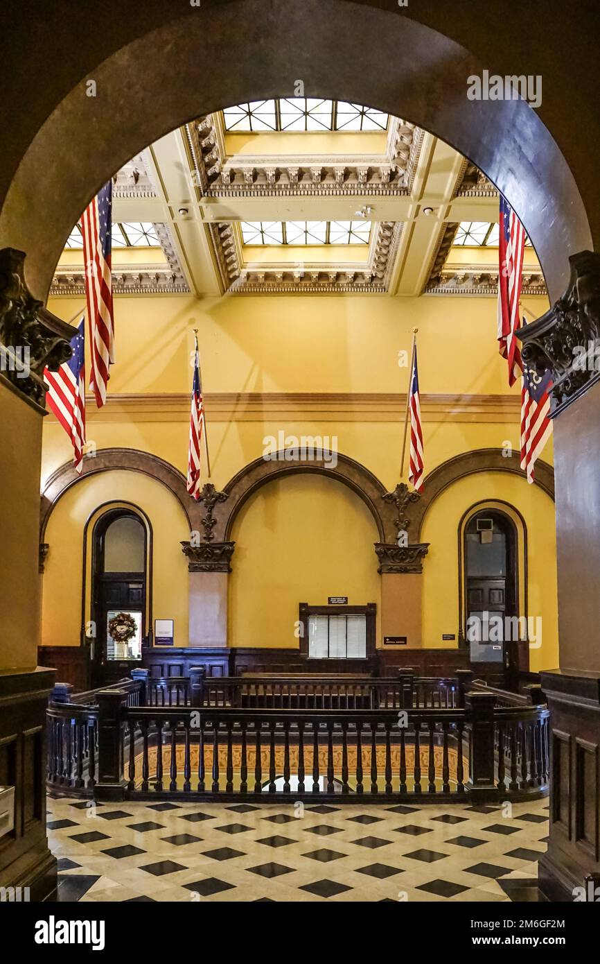 Architektonische Innenansicht des Butler County Courthouse in Hamilton, Ohio. Stockfoto