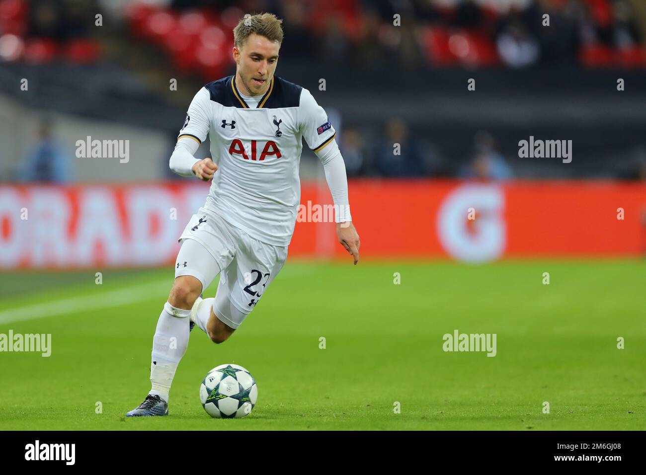 Christian Eriksen von Tottenham Hotspur - Tottenham Hotspur / CSKA Moskau, UEFA Champions League, Wembley Stadium, London - 7. Dezember 2016. Stockfoto