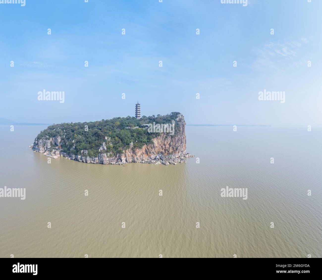 Poyang Lake Landschaft mit Schuhhügel Stockfoto