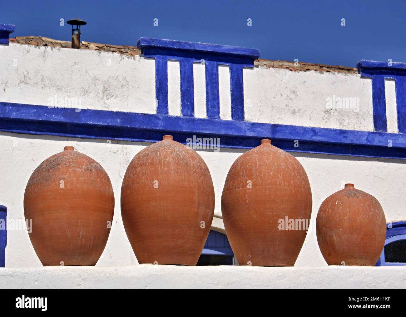 Handgefertigte Töpferwaren in Porches, Algarve - Portugal Stockfoto