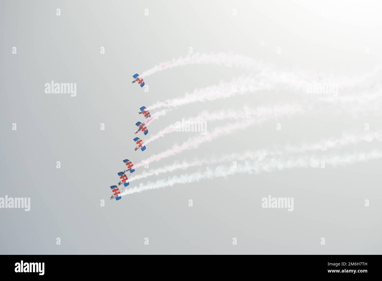 RAF Falcons Parachute Display Team in Action Over, Armed Forces Day 2019, Salisbury - Hudson's Field 29. Juni 2019 Stockfoto