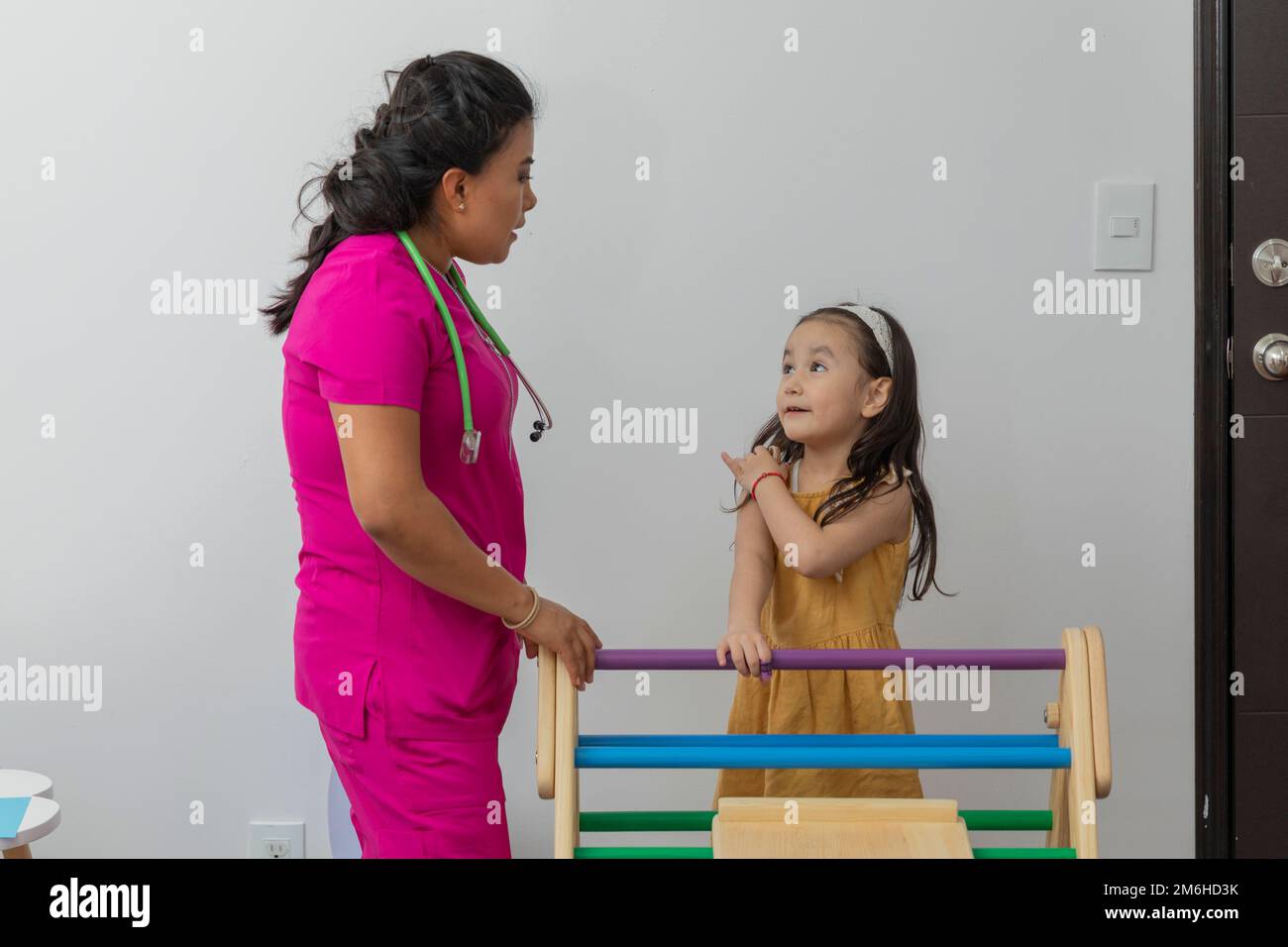 Spielen tut weh -Fotos und -Bildmaterial in hoher Auflösung – Alamy