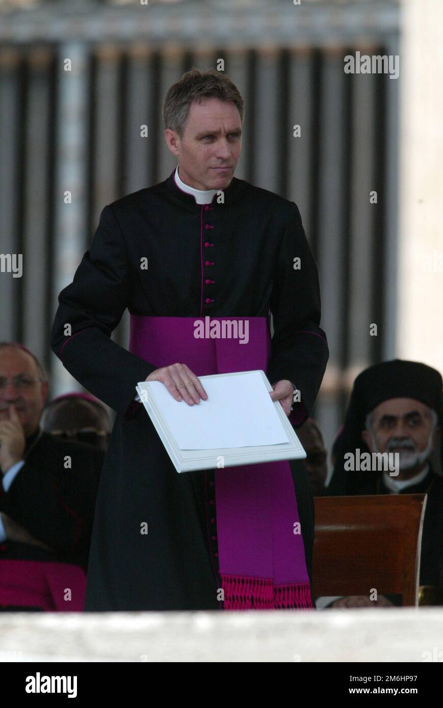 Rom, Italien. 04. Januar 2023. ROM, Italien - 31.12.2022: (ARCHIVBILD) Erzbischof Monsignor Georg Ganswein, persönlicher Sekretär von Papst Emeritus Benedict XVI Joseph Ratzinger, während des Publikums im Vatikan in Rom. Kredit: Unabhängige Fotoagentur/Alamy Live News Stockfoto
