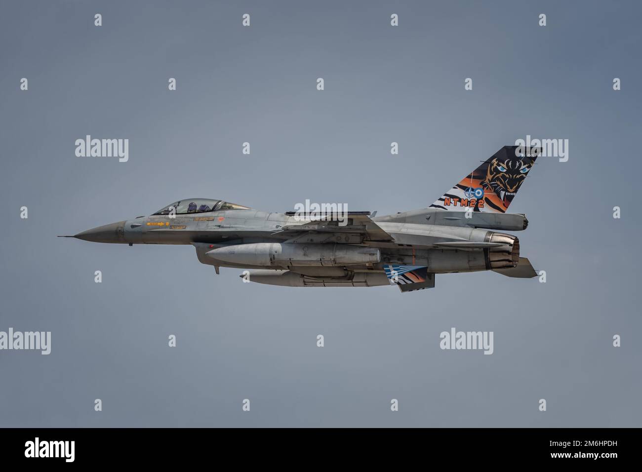 F16C Viper Aegean Tigers 335 Sun HAF bei NATO Tiger Meet 2022 Stockfoto