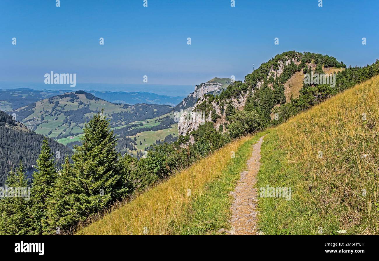 Wanderweg In Großer Höhe Hoher Kasten, Kanton Appenzell Innerrhoden, Schweiz Stockfoto