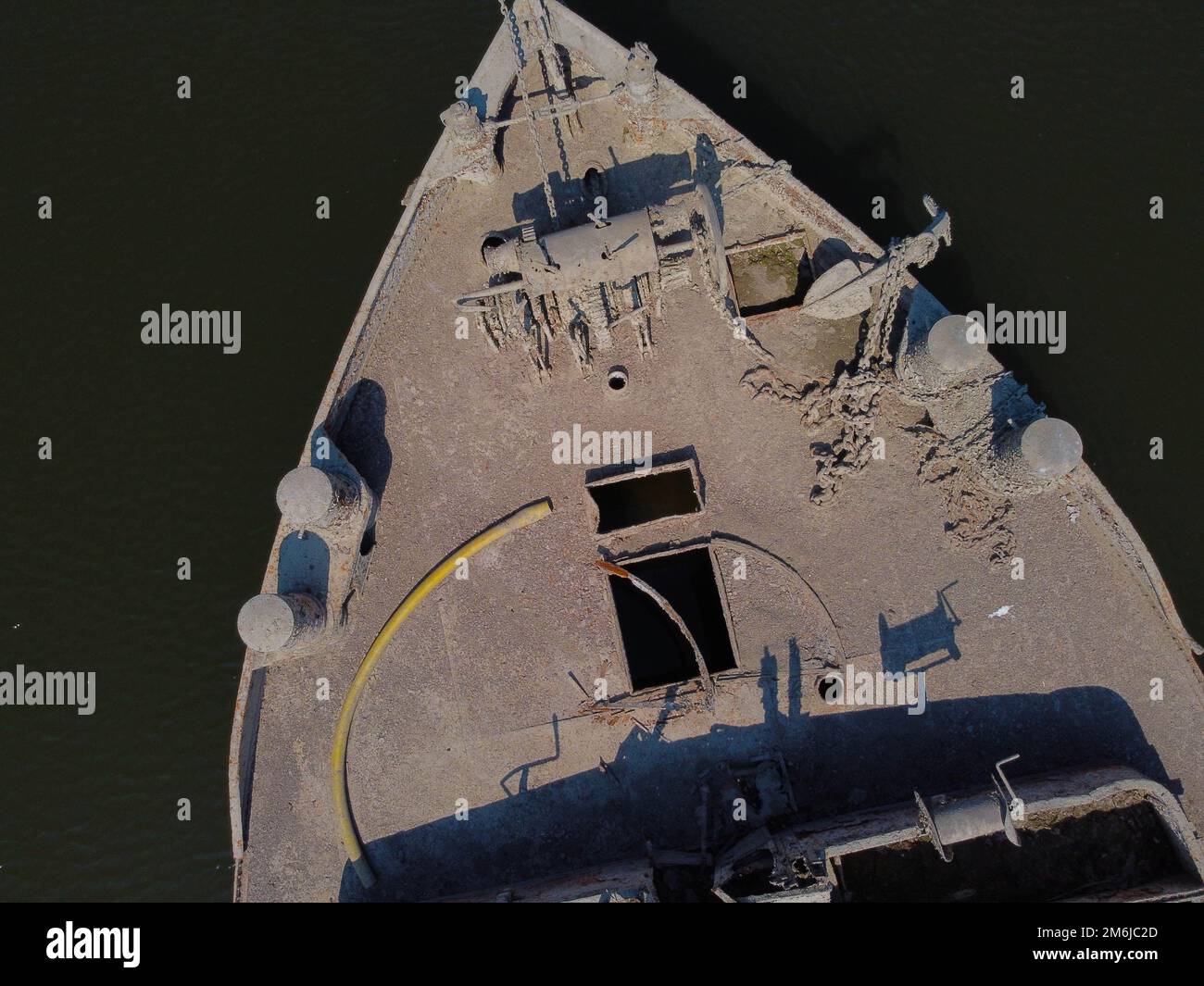 Schiff versenkt im zweiten Weltkrieg. Gualtieri, Italien Stockfoto