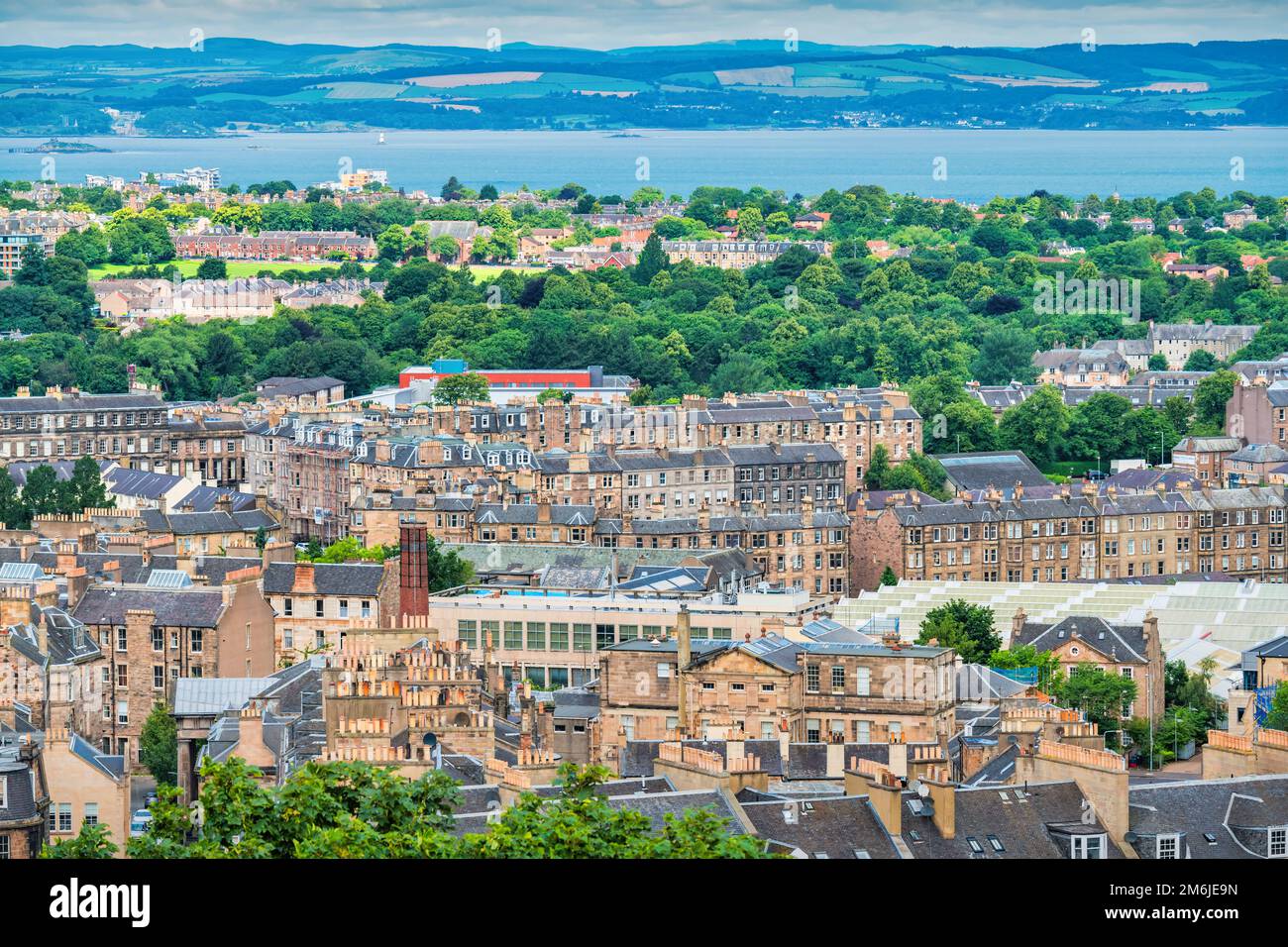 Blick auf die Neustadt in Edinburgh, Schottland Stockfoto