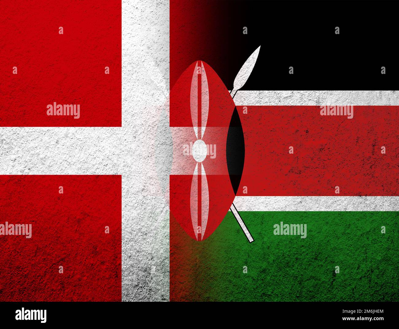 Die Nationalflagge des Königreichs Dänemark mit der Nationalflagge der Republik Kenia. Grunge Hintergrund Stockfoto
