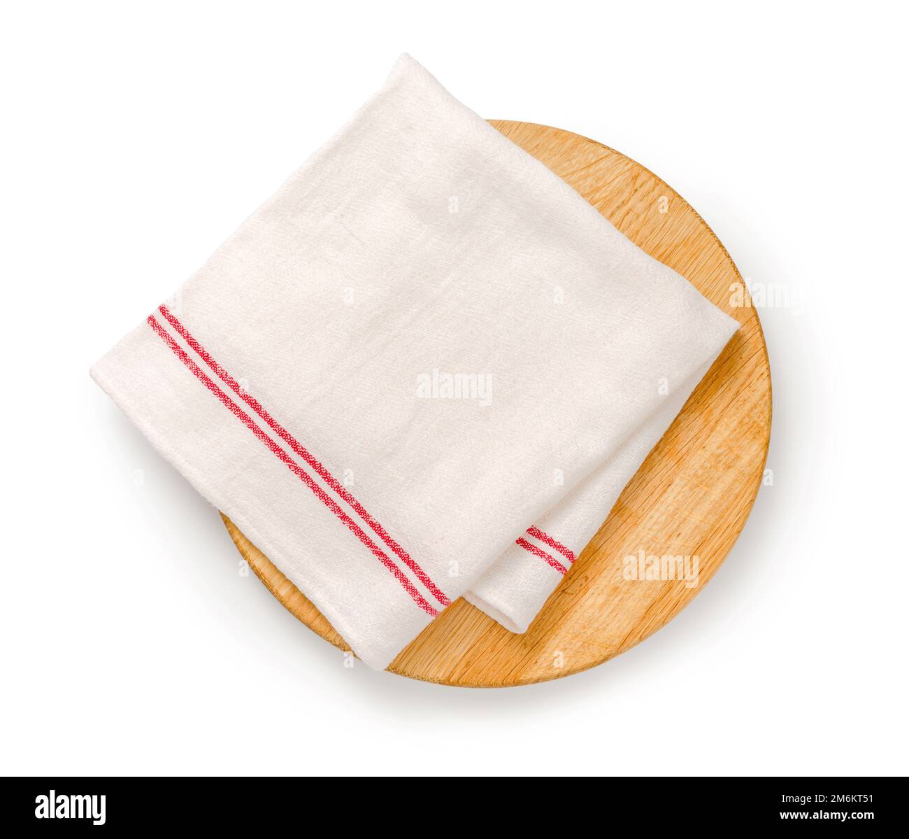 Serviette und Brett für Pizza auf weißem Hintergrund. Draufsicht der Serviette auf einem runden Holzbrett isoliert. Stockfoto