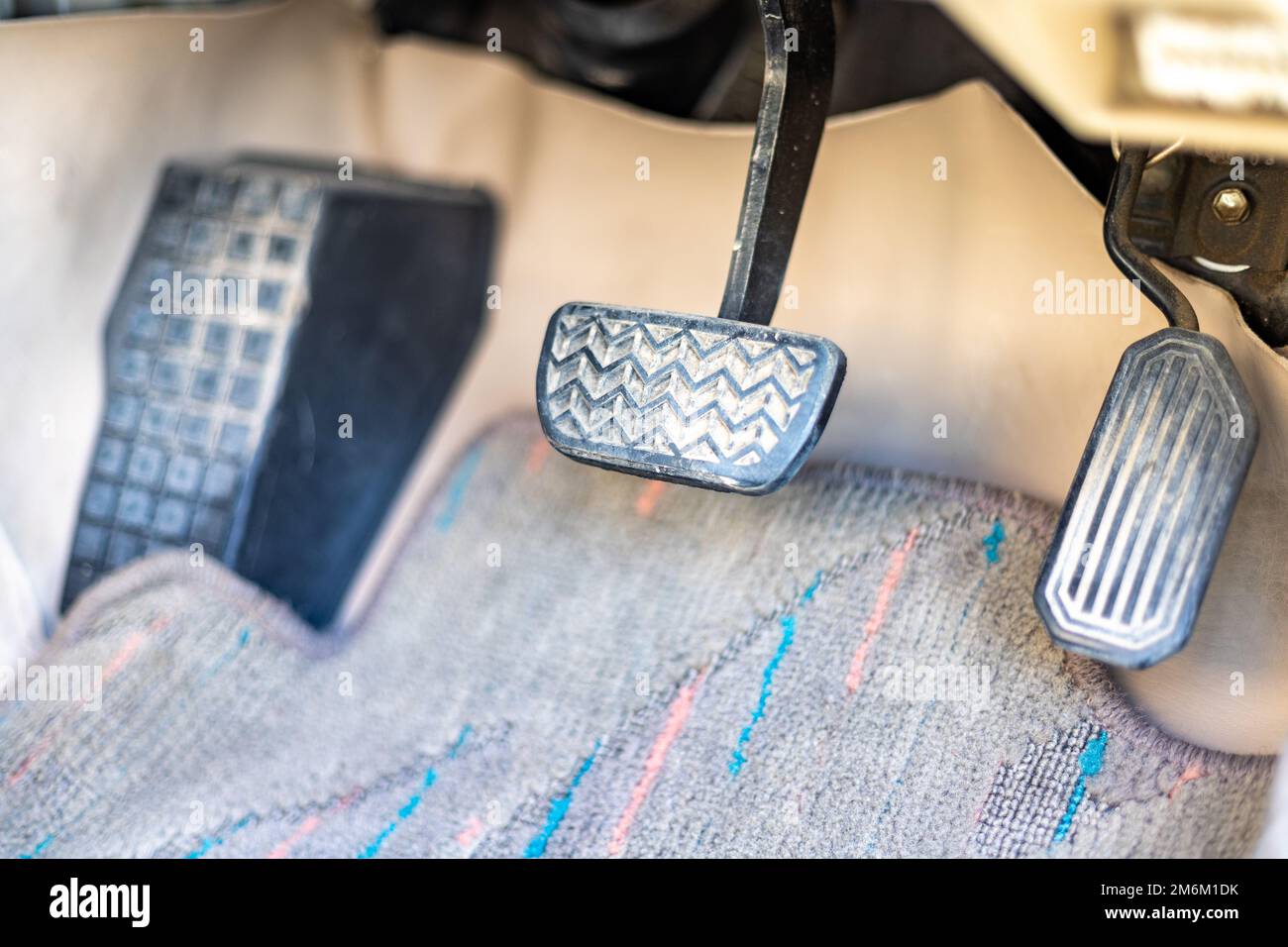 Automatische autobremse -Fotos und -Bildmaterial in hoher Auflösung – Alamy