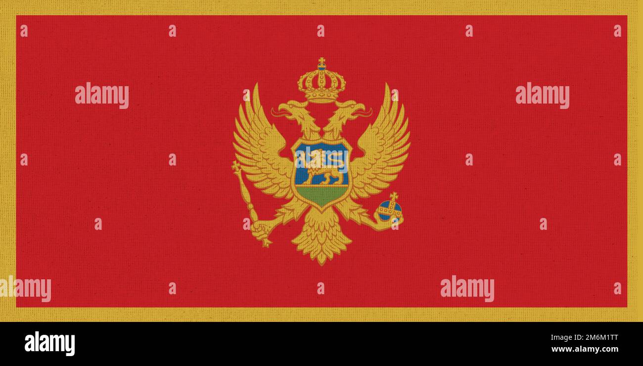 Flagge Montenegros. Montenegro-Flagge auf der Stoffoberfläche. Stoffstruktur. Nationales Symbol Montenegros Stockfoto