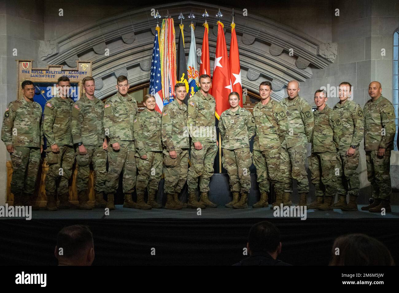 Die Gewinner wurden bei einem Bankett bekannt gegeben, nachdem der Sandhurst Military Skills Competition 2022 beendet war. Das Team der Brigham Young University belegte unter 48 nationalen und internationalen Teams insgesamt den 5. Platz. | Foto: Sarah Windmueller, USA Militärkadett-Kommando Öffentliche Angelegenheiten Stockfoto