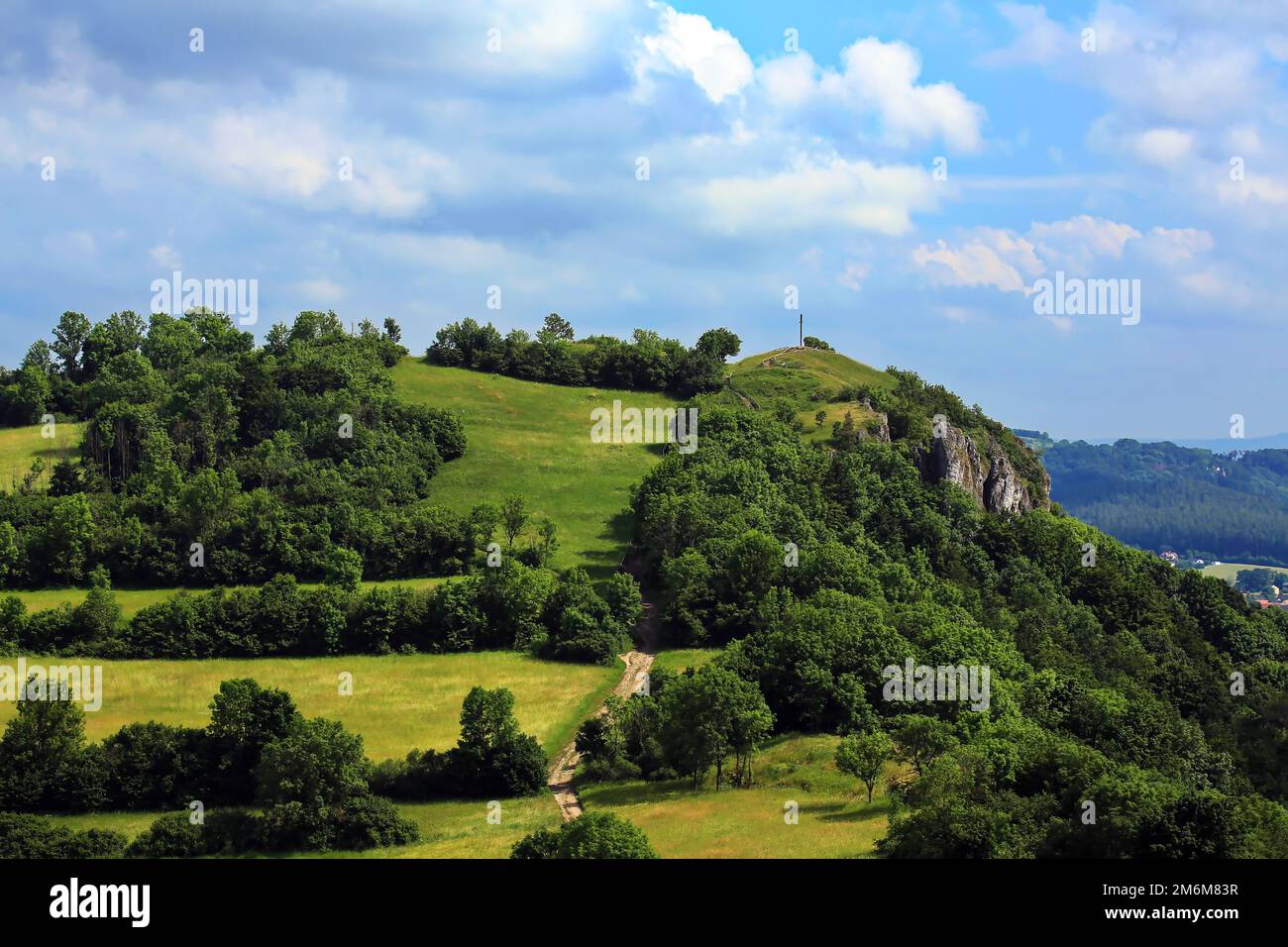 Die Walberla ist eine traumhafte Landschaft in der fränkischen Schweiz Stockfoto