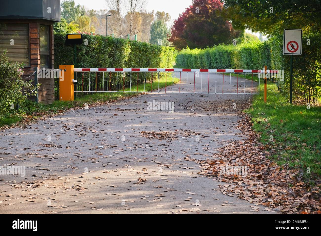 Automatisches Zugangssystem Barrier-Gate-Sicherheitskamera für den Eingang des Autos Stockfoto