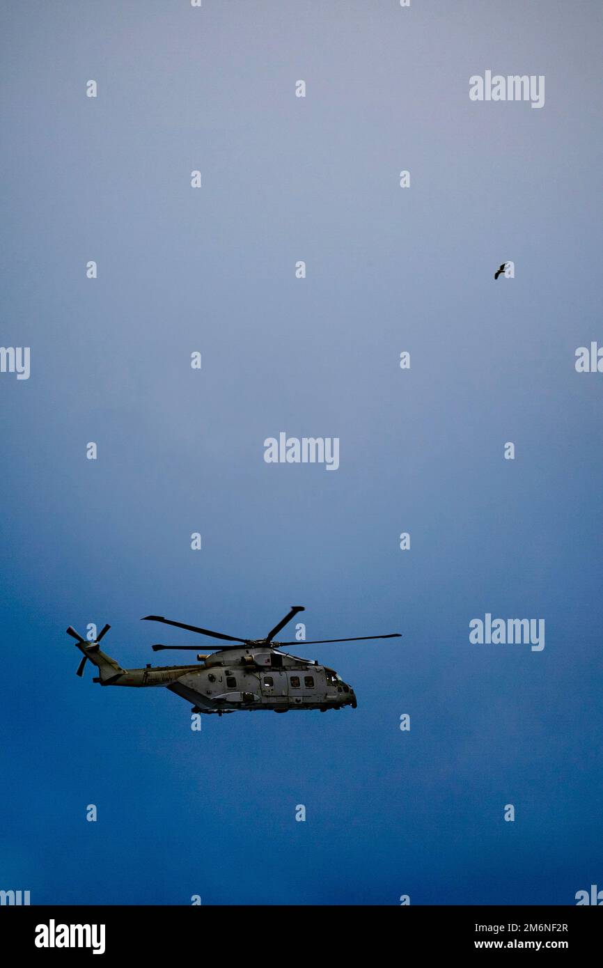 royal Navy merlin Hubschrauber über die Nordsee in North yorkshire, großbritannien Stockfoto