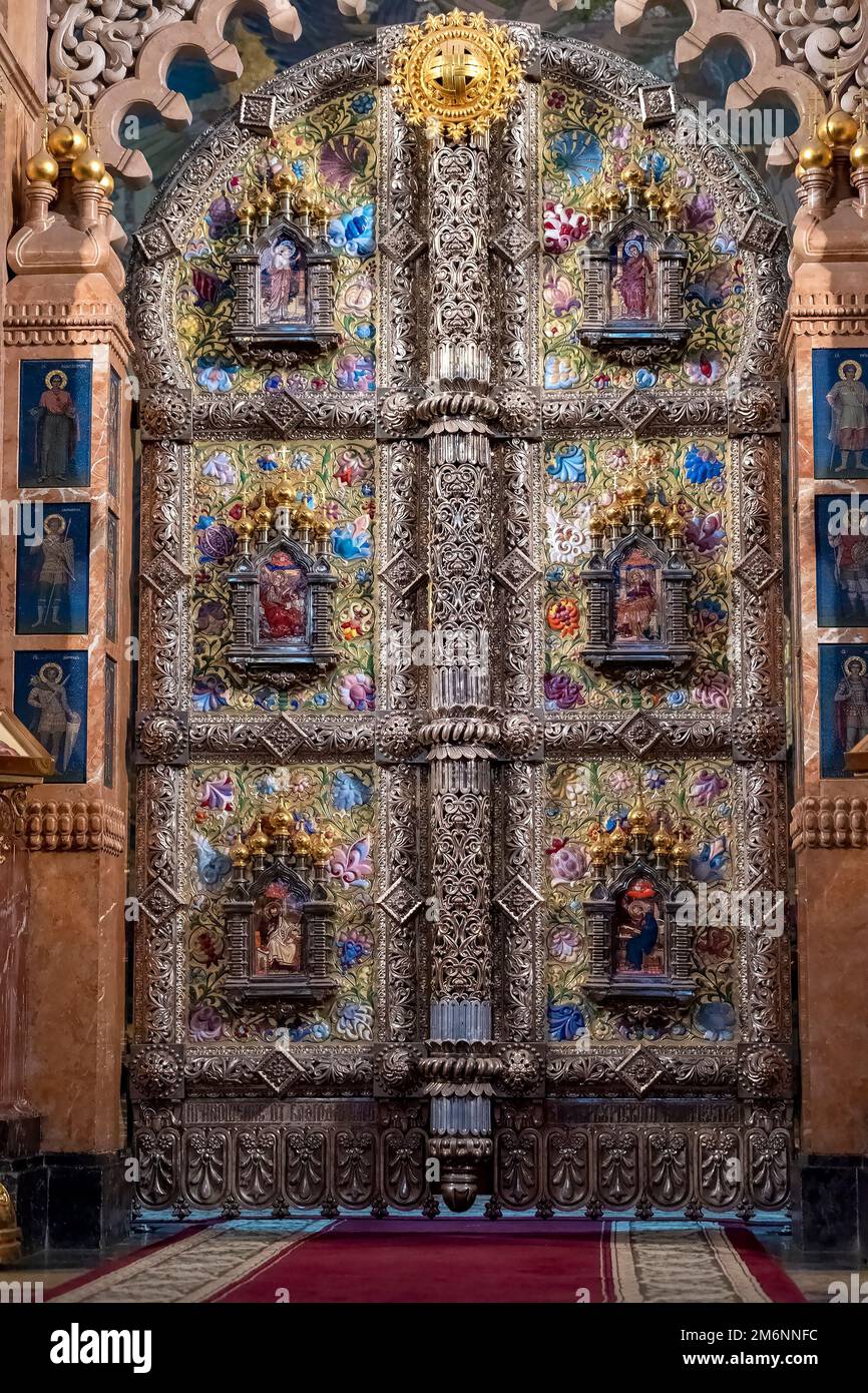Heilige Tür der Ikonostase, Kathedrale von St. Erlöser auf dem Blutversen Stockfoto