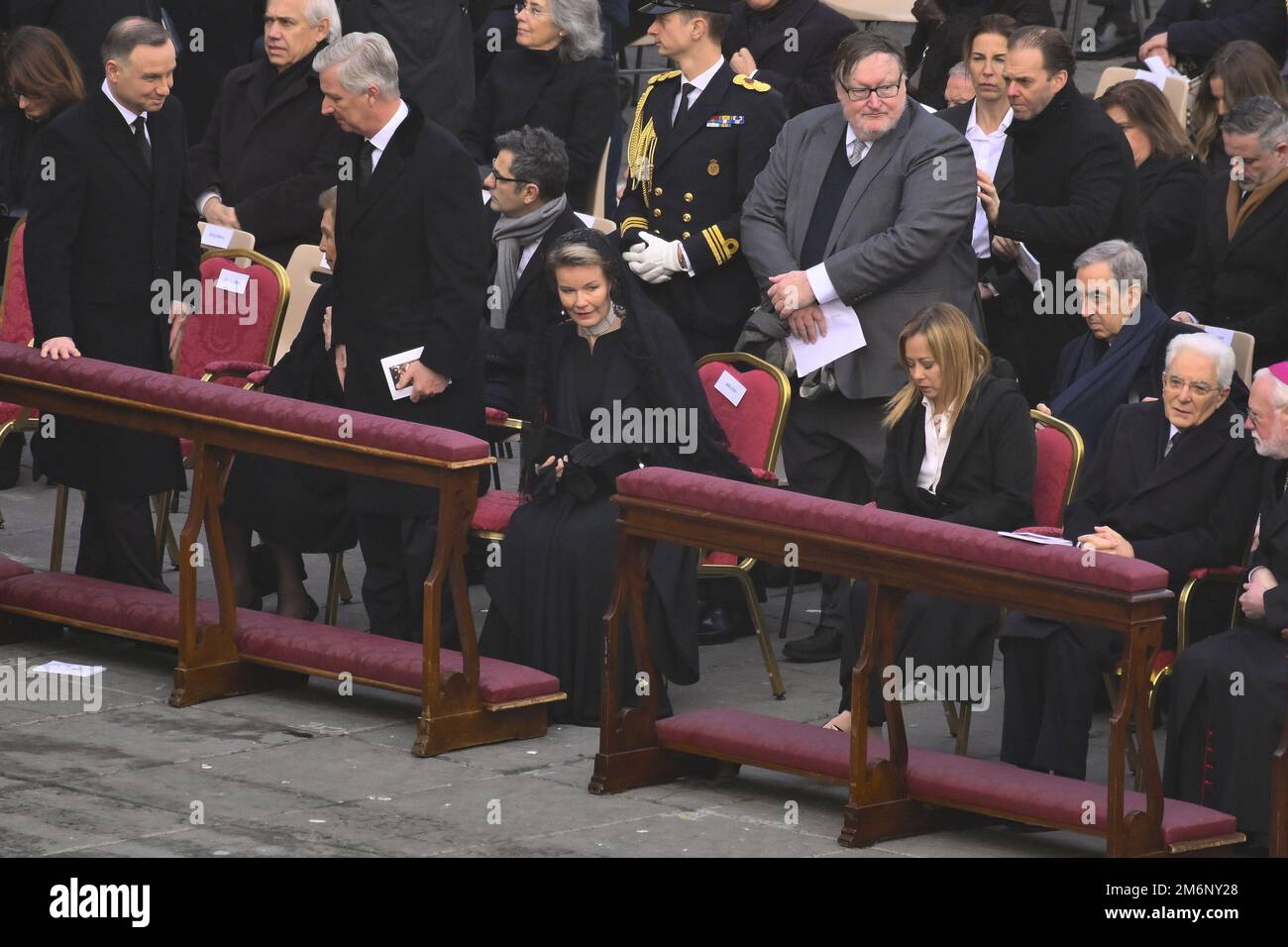 Vatican05. Januar 2023. Mathilde Og Belgien während der Bestattungsmesse für Papst Emeritus Benedict XVI am 5. Januar 2023 im Petersdom, Vatikanstadt, Vatikan. Kredit: Unabhängige Fotoagentur/Alamy Live News Stockfoto