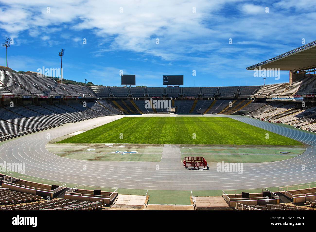 BARCELONA, SPANIEN - OKTOBER 30,2014: Blick auf das leere Olympiastadion Lluís Companys Stockfoto