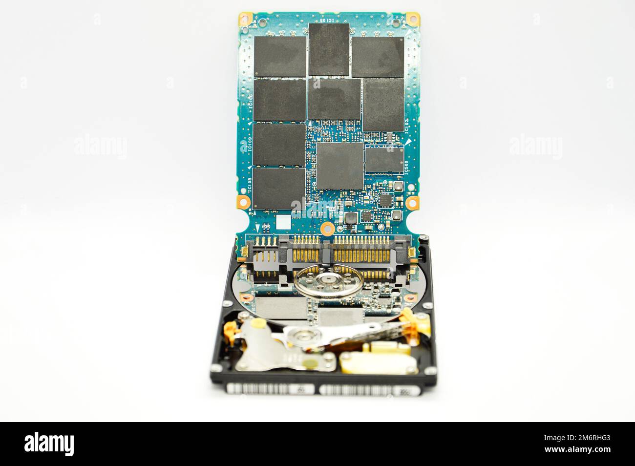 Das Image der 2,5-Zoll-SSD-Festplatte ist auch heute noch sehr beliebt. Stockfoto