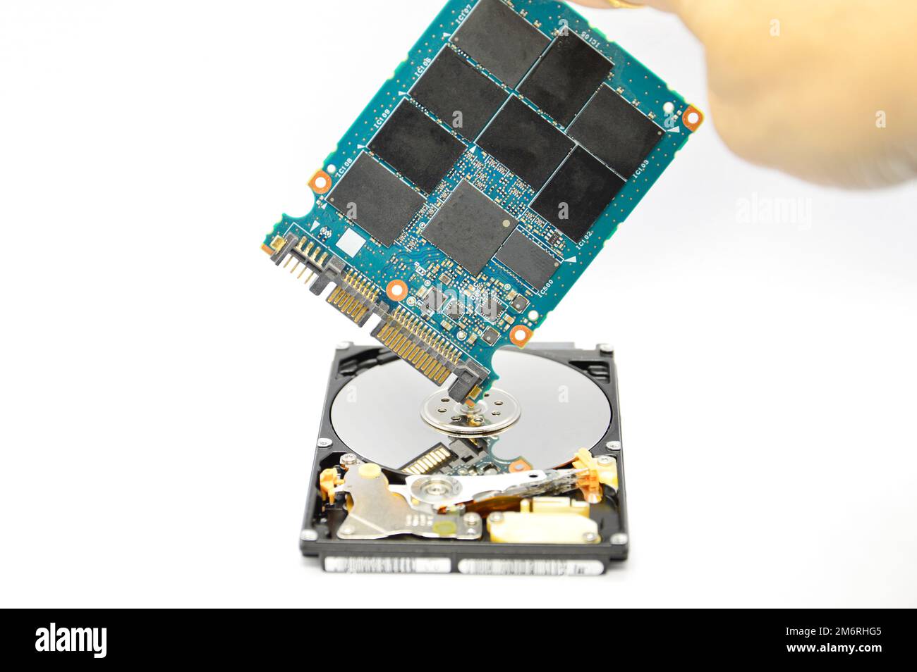 Das Image der 2,5-Zoll-SSD-Festplatte ist auch heute noch sehr beliebt. Stockfoto